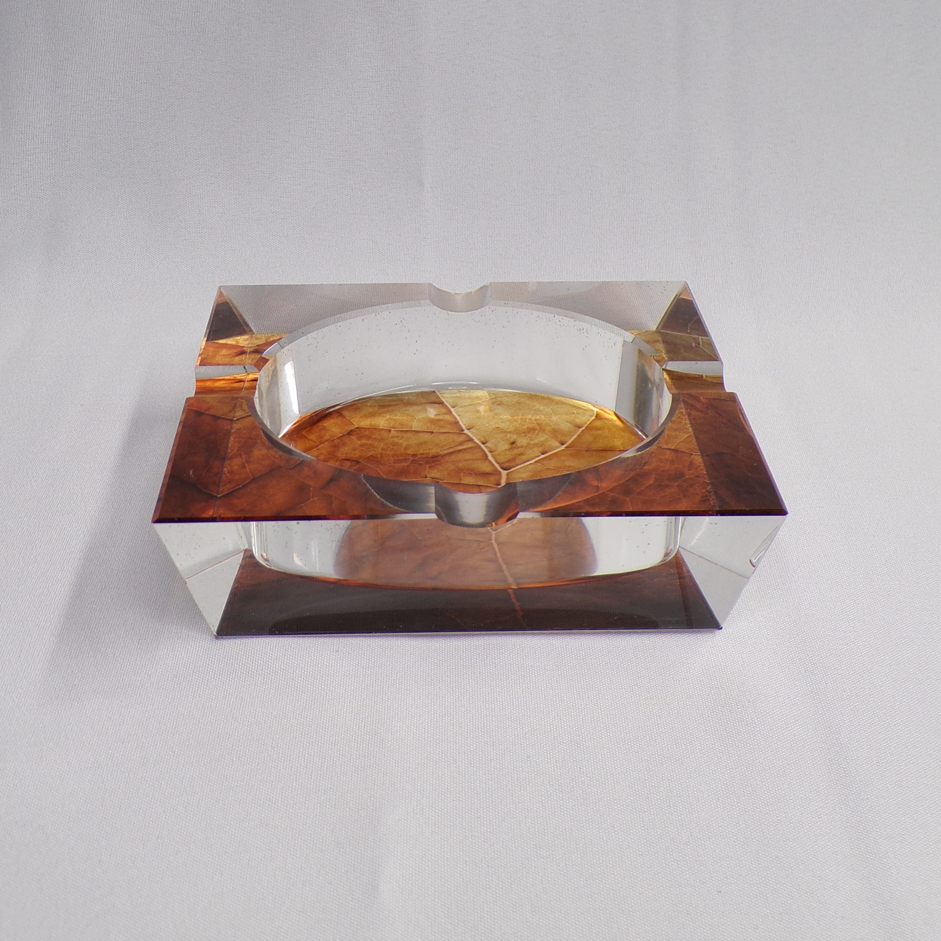 Tobacco Leaf Crystal Ashtray