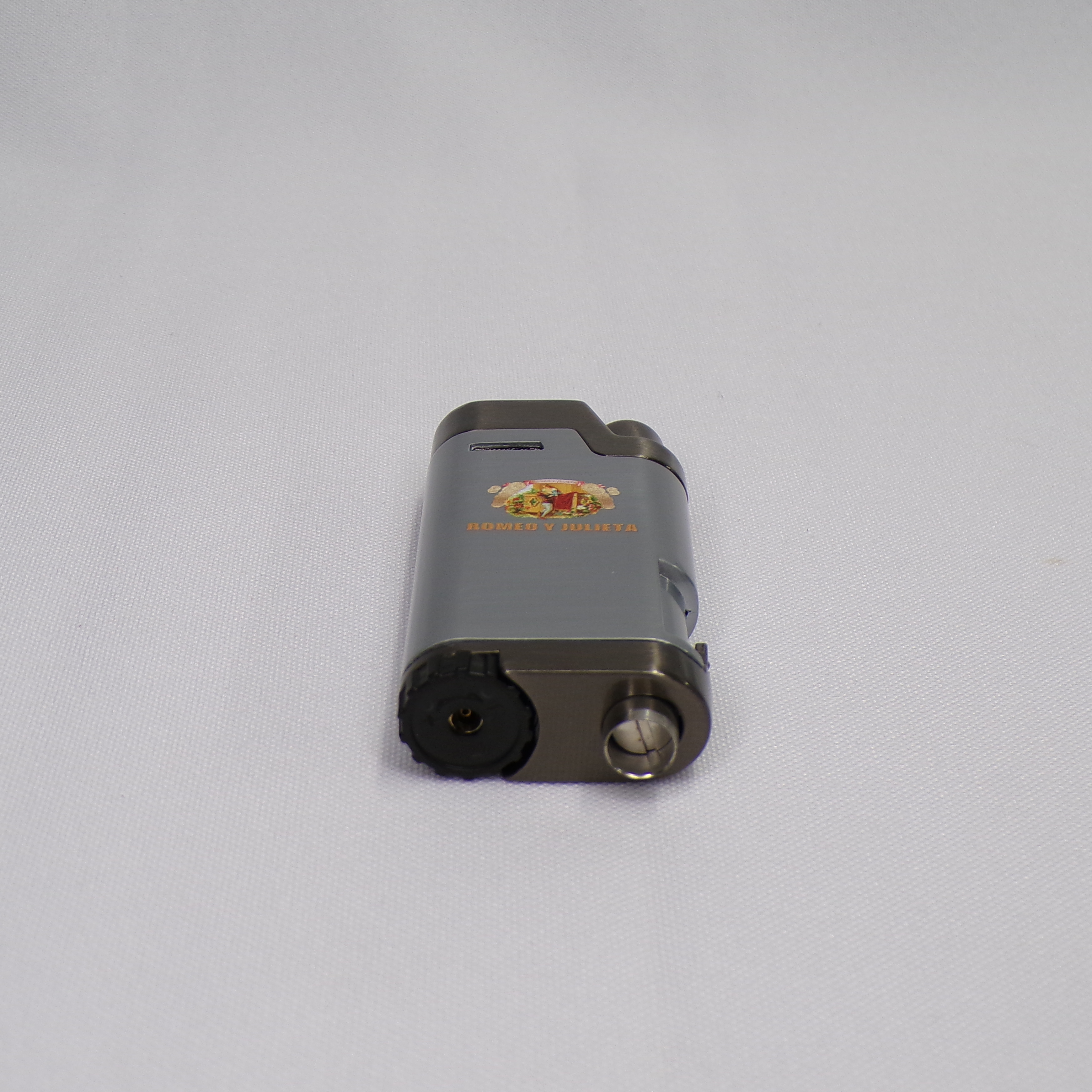 Vertigo Romeo y Julieta Bullet Lighter + Punch Cutter